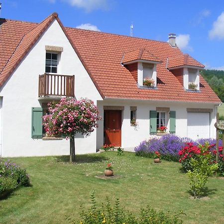 La Bourgade Bed & Breakfast Estréelles Exterior photo