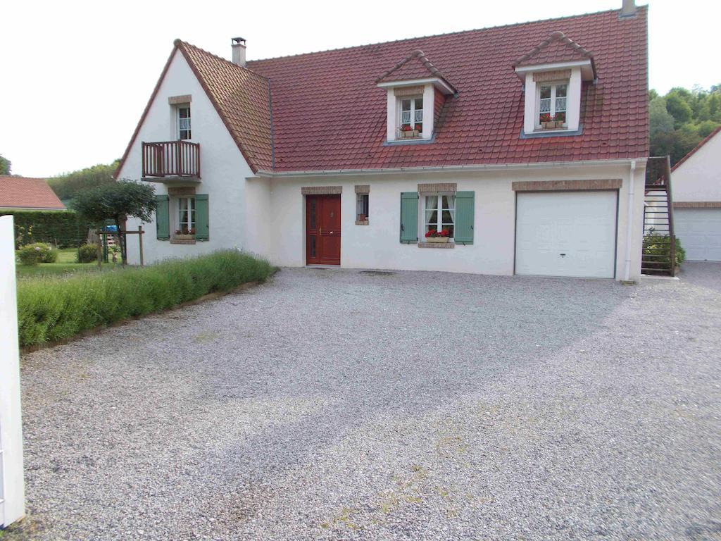 La Bourgade Bed & Breakfast Estréelles Exterior photo